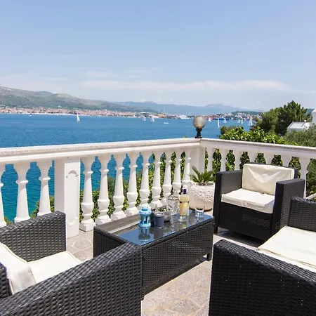 Apartmani Mlacic Donji Okrug  Exterior foto