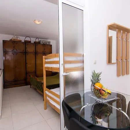 Apartmani Mlacic Donji Okrug  Exterior foto